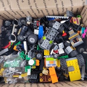 Lego Toy Lot Mixed Building Bricks Blocks Parts Pieces 4.5lbs!
